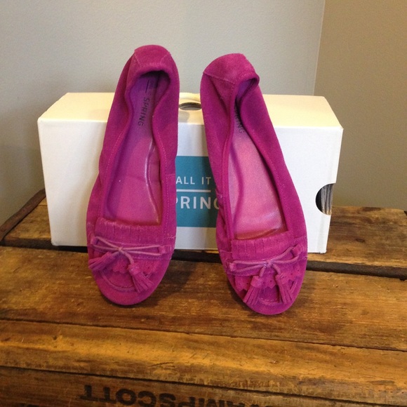 Call It Spring Shoes - NWT fuchsia loafers size 7